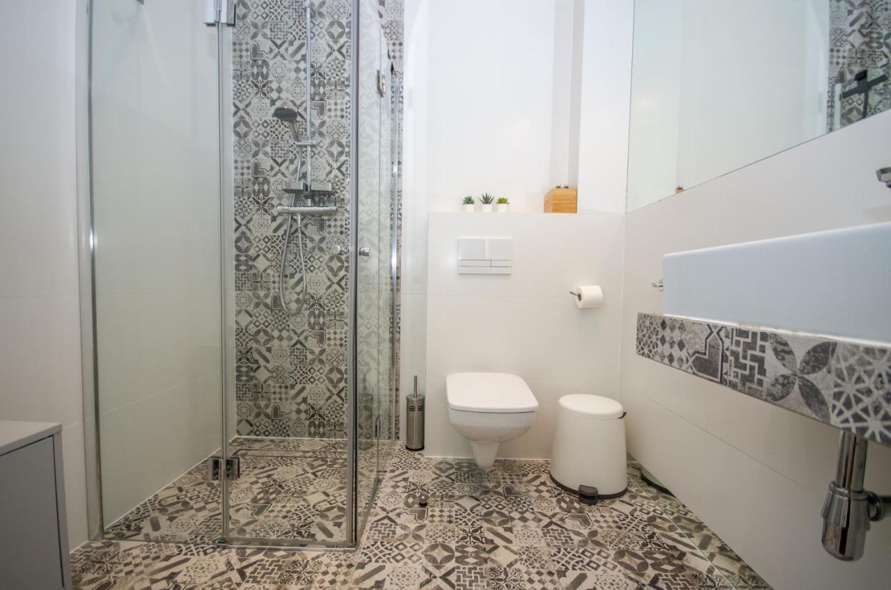 קרקוב Inpoint Wielopole 32 Boutique Apartments Old Town&Kazimierz District מראה חיצוני תמונה